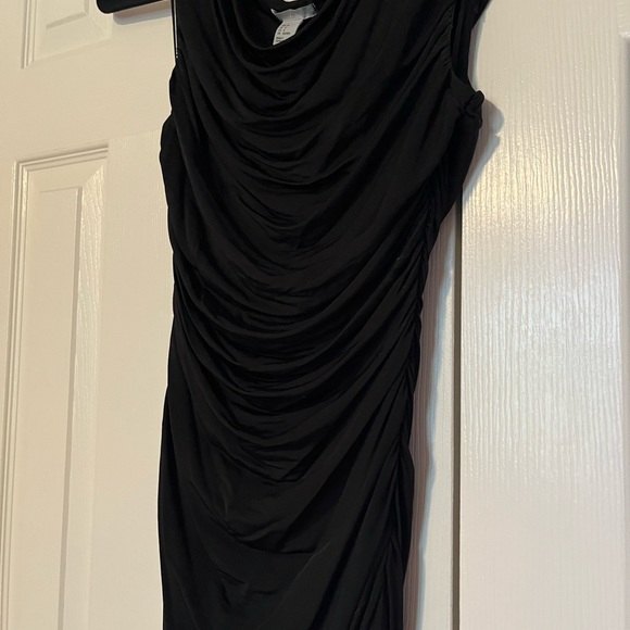 Black slinky dress - Picture 1 of 5